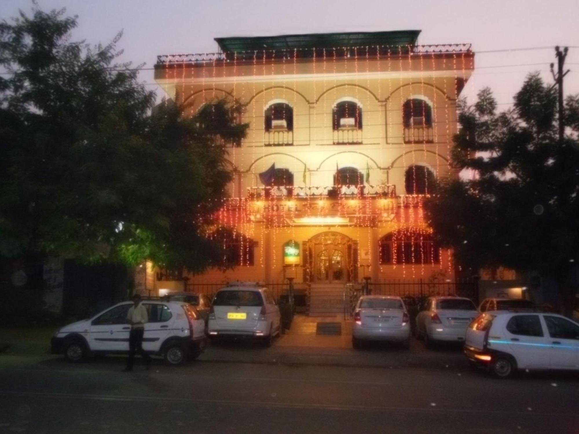 Hotel Taj Plaza, Vip Road, Agra Agra  Zewnętrze zdjęcie