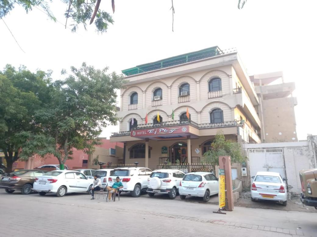 Hotel Taj Plaza, Vip Road, Agra Agra  Zewnętrze zdjęcie