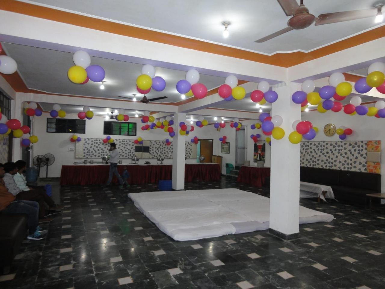 Hotel Taj Plaza, Vip Road, Agra Agra  Zewnętrze zdjęcie